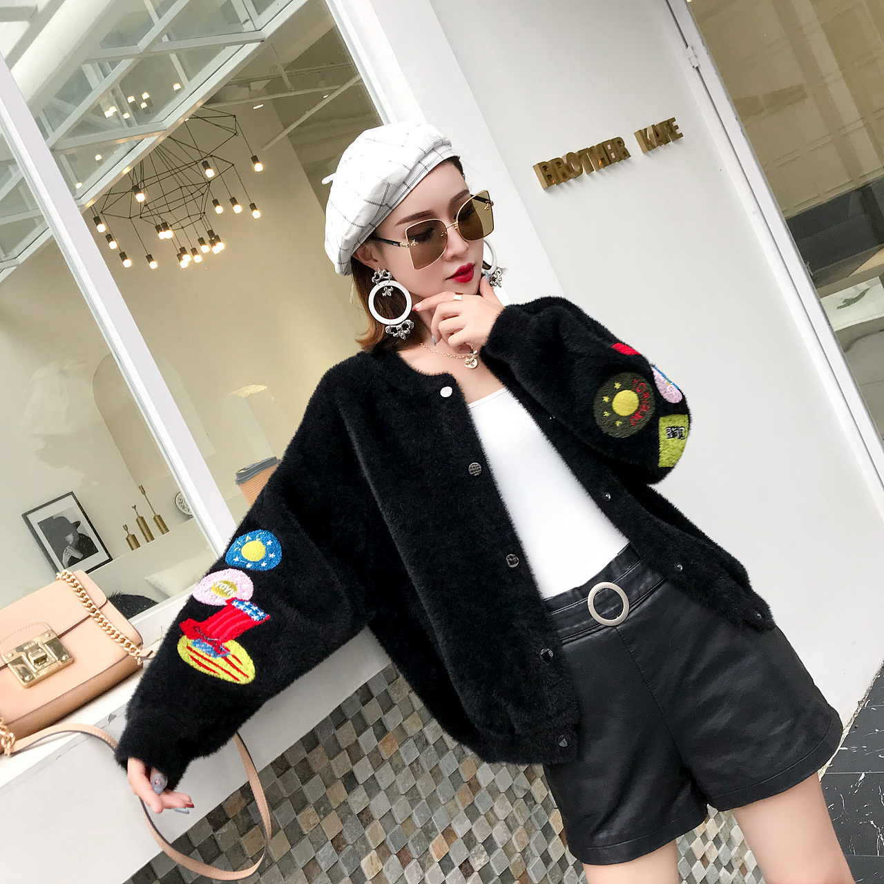 朋盛传媒-瑶瑶毛呢外套拍摄 淘宝拍摄