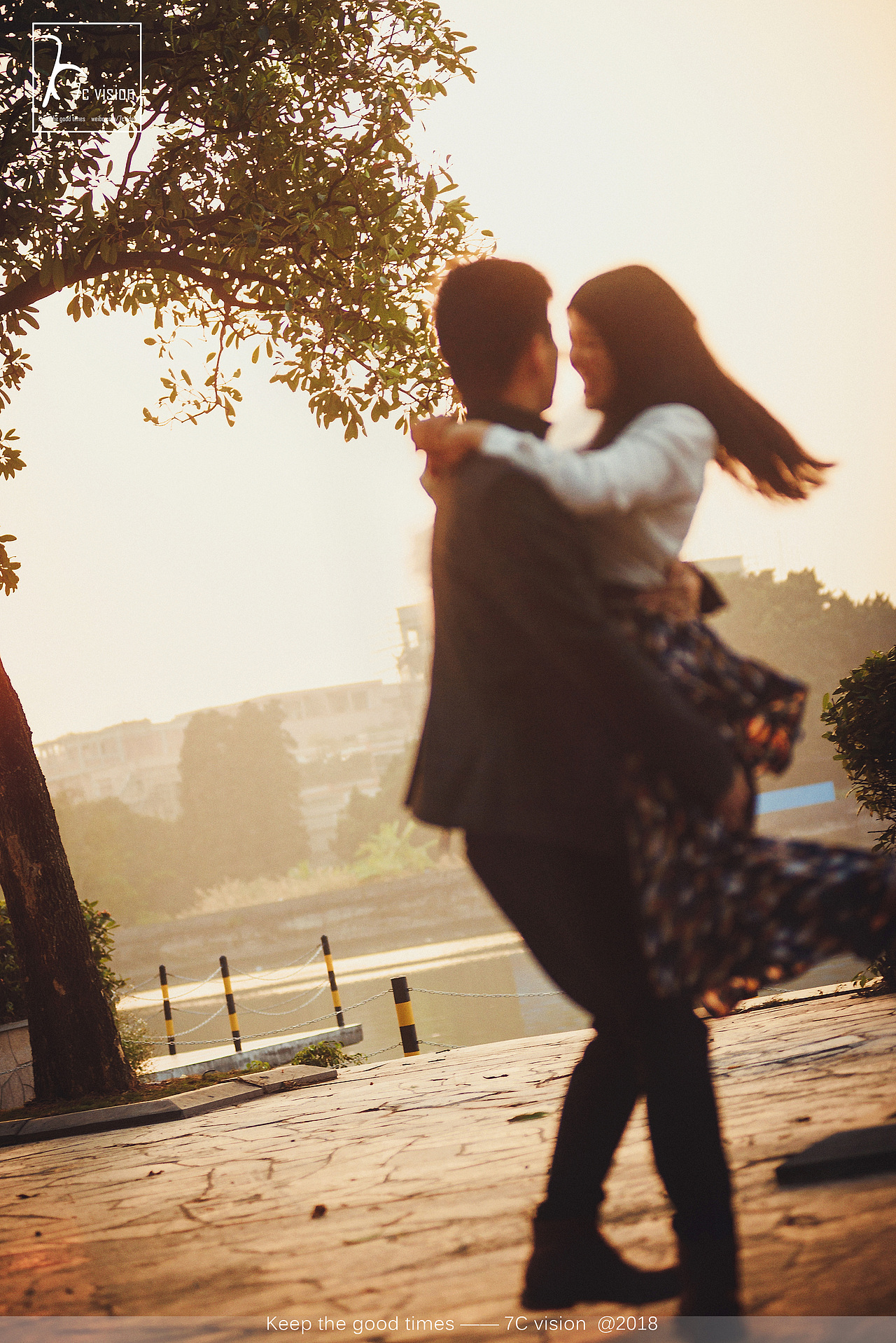 光影情感_情侣照