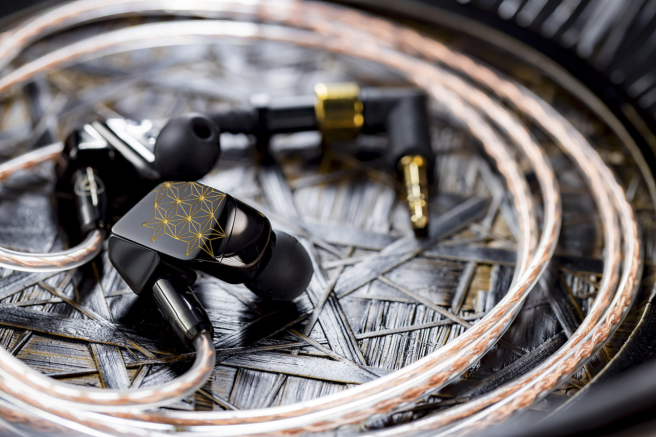 final糸竹dita联名版系竹oslo铍动圈入耳式耳机