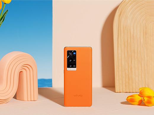 VIVO X60 PRO+ 媒体用图