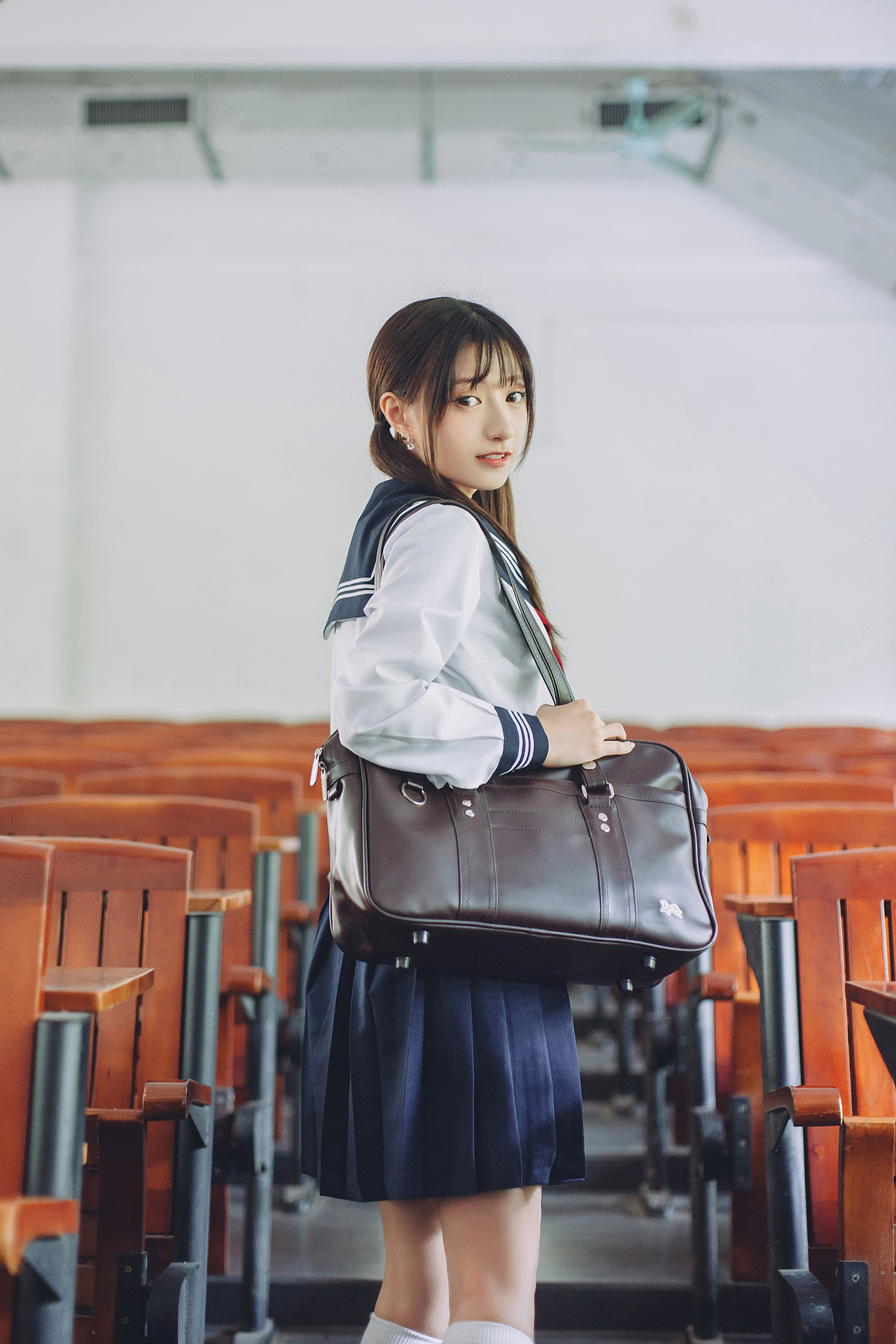 3年前的春天（图ZMTk4NDYzOTAw） - 人像摄影 - 站酷设计师摄影师森鹿原创素材 - 站酷ZCOOL