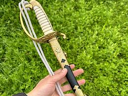 会开军舰的武士老大哥必备  日本刀之海军指挥刀