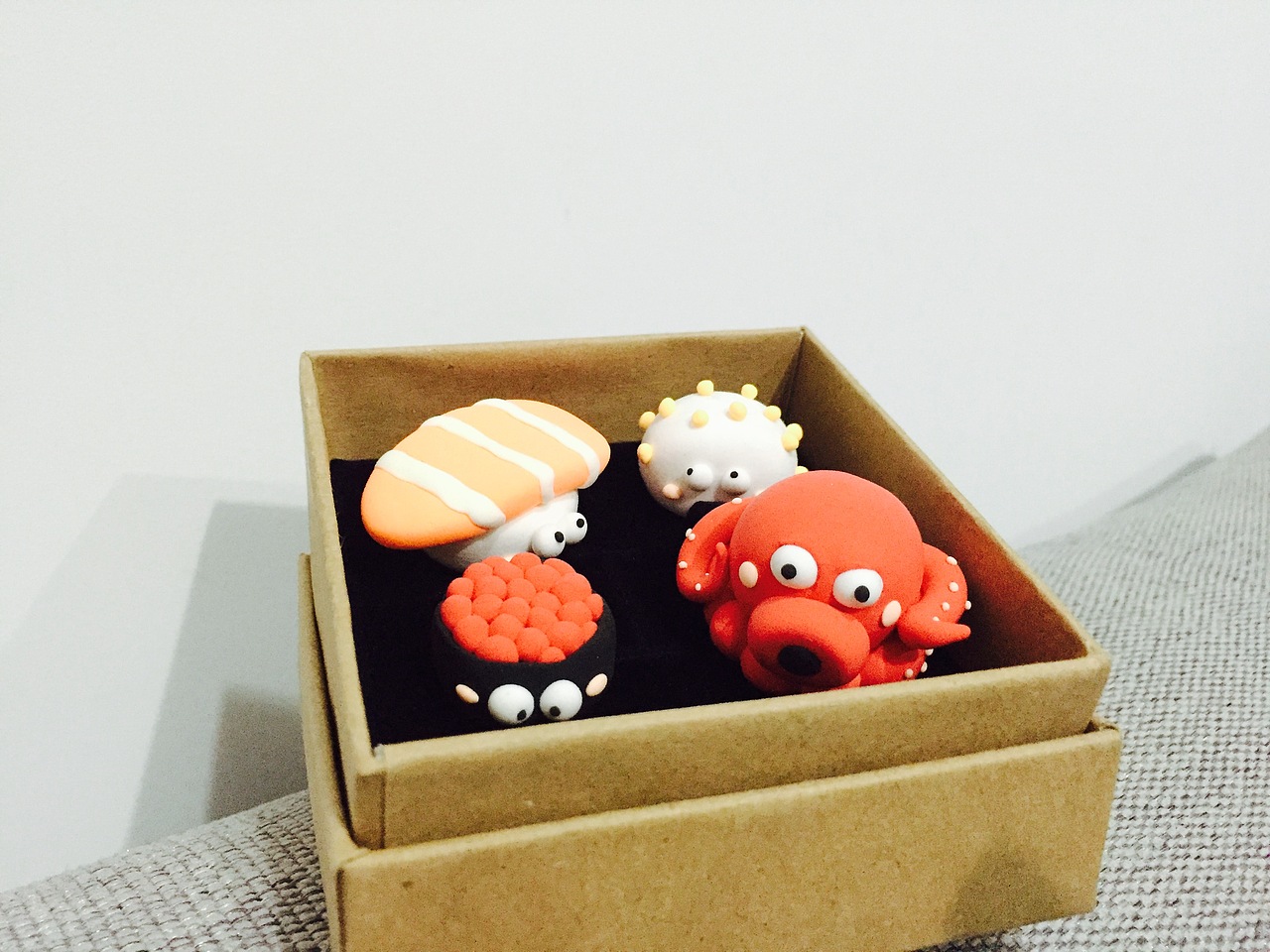 粘粘的土~冰箱贴（图ZNDMwNjg2OTI=） - 工艺品设计 - 站酷设计师K王盖地虎原创素材 - 站酷ZCOOL