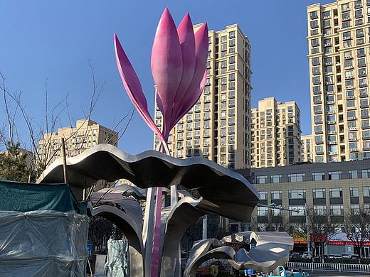 大型不锈钢造型雕塑节点路口世博光电厂家