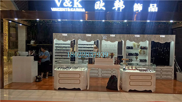 瑞安商场百货欧韩饰品展柜设计制作