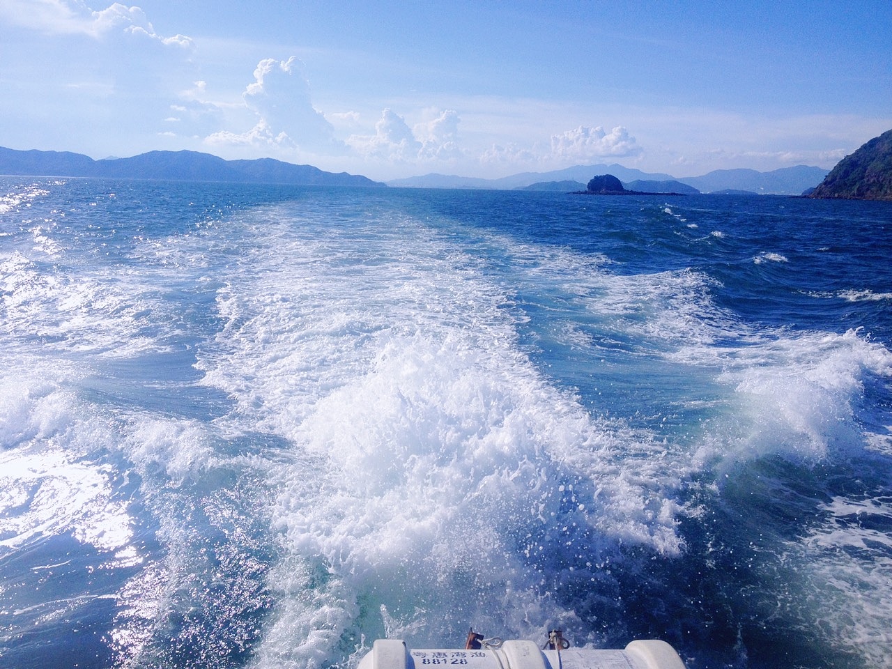 蓝天•白云•大海（图ZOTM5NTcwMDg=） - 风光摄影 - 站酷设计师sunweiT原创素材 - 站酷ZCOOL