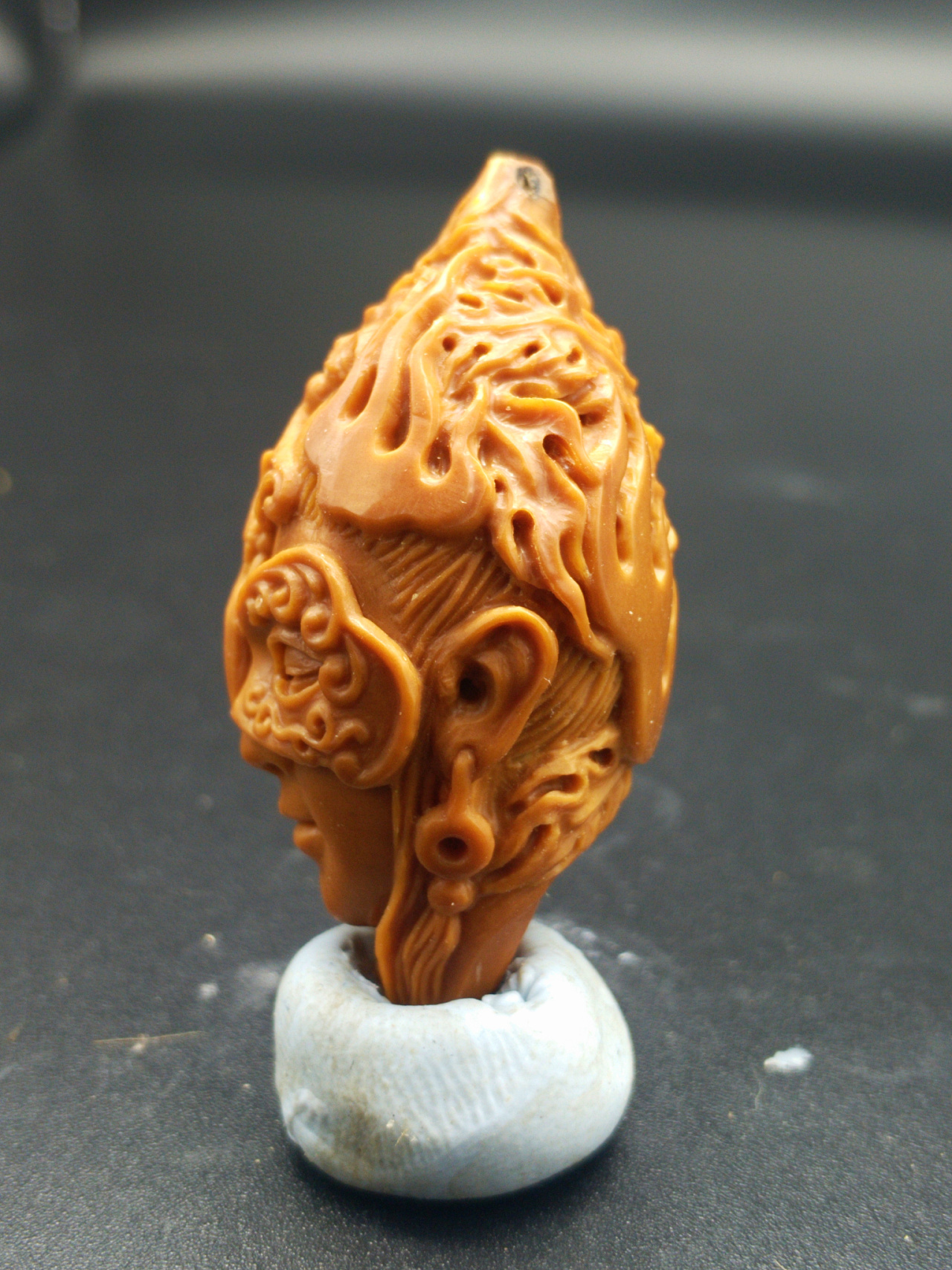 橄榄核雕|纯艺术|雕塑|鳅之乐 - 原创作品 - 站酷 (zcool)