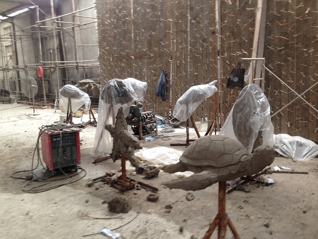 雕塑创意设计 泡沫雕塑 玻璃钢雕塑 城市雕塑 景观雕塑设计规划制作. 北京雕塑团队（图ZNDIzNjg3NDA=） - 雕塑 - 站酷设计师3D艺术馆3D壁画原创素材 - 站酷ZCOOL