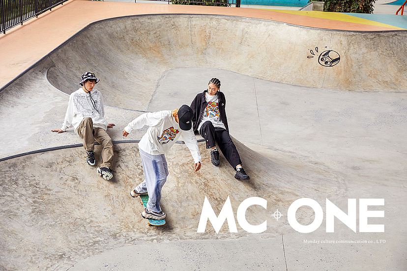 國潮&運(yùn)動品牌聯(lián)名（圖ZMzIwODQ5NTky） - 人像攝影 - 站酷設(shè)計(jì)師廣州周壹文化攝影原創(chuàng)素材 - 站酷ZCOOL