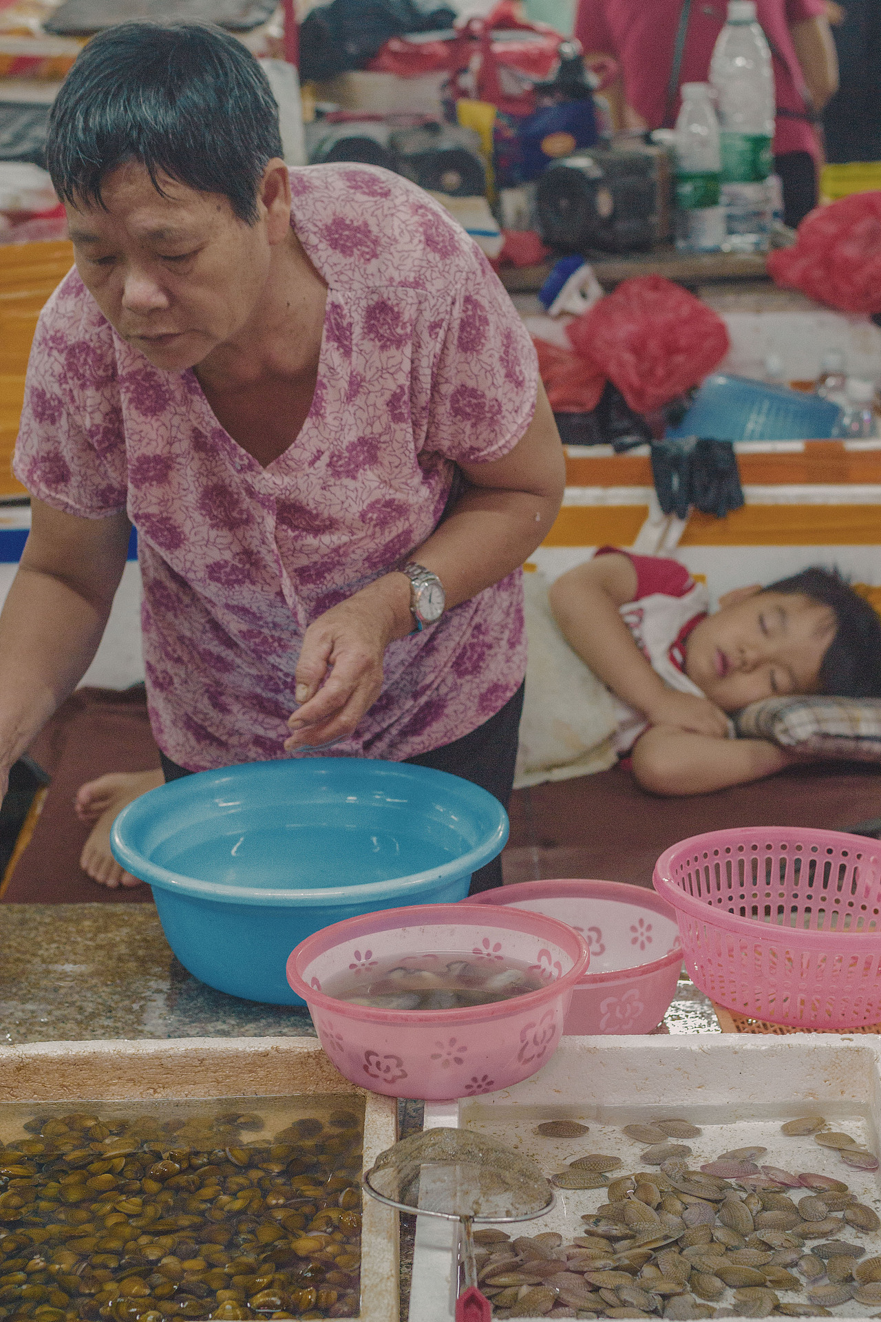 晚上七点的街市
