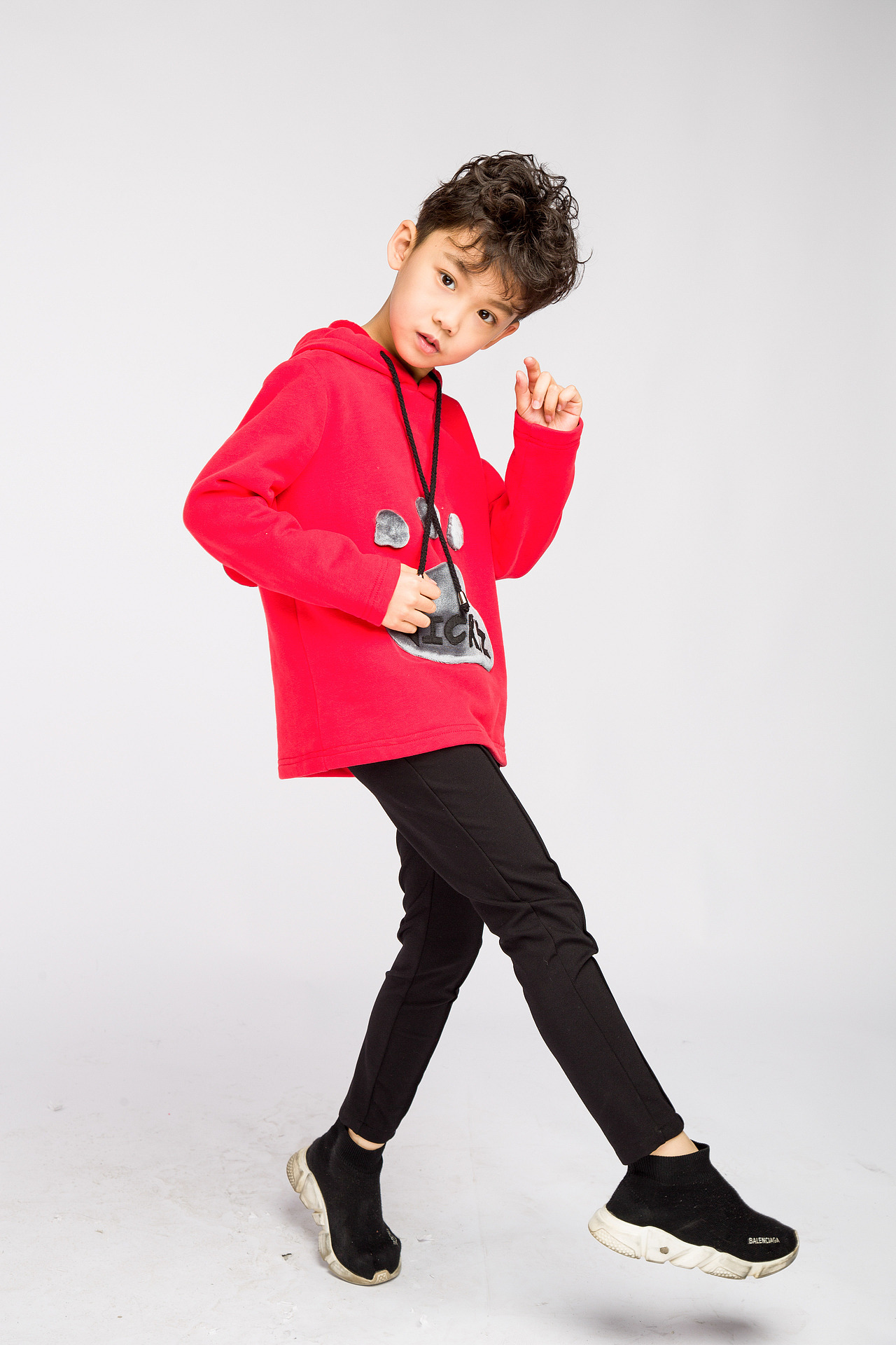 童装模特白底拍摄案例（图ZMTM1MTYxMTA4） - 人像摄影 - 站酷设计师Mink912原创素材 - 站酷ZCOOL