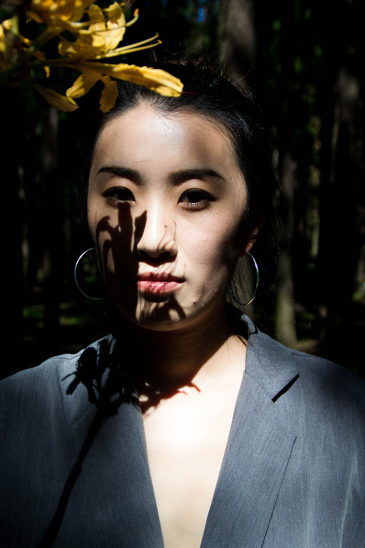 光，落在你脸上