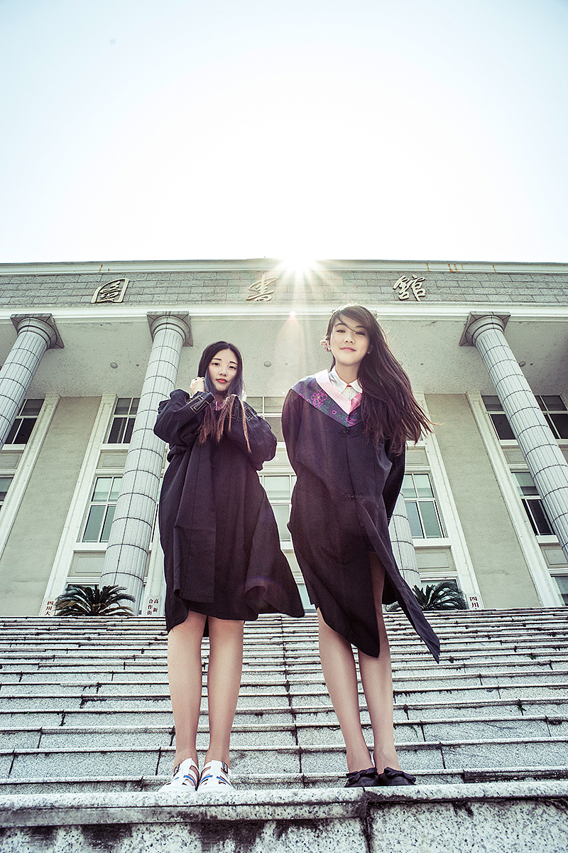 你说：“认识你，成了大学四年最有意义的事。”（图ZMzE0MjQ3NjQ=） - 人像摄影 - 站酷设计师ZFONG原创素材 - 站酷ZCOOL