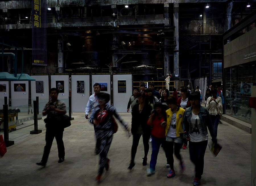 中国铁西国际工业摄影节（图ZMTE4NjAxNjQ=） - 海报 - 站酷设计师Sean山原创素材 - 站酷ZCOOL