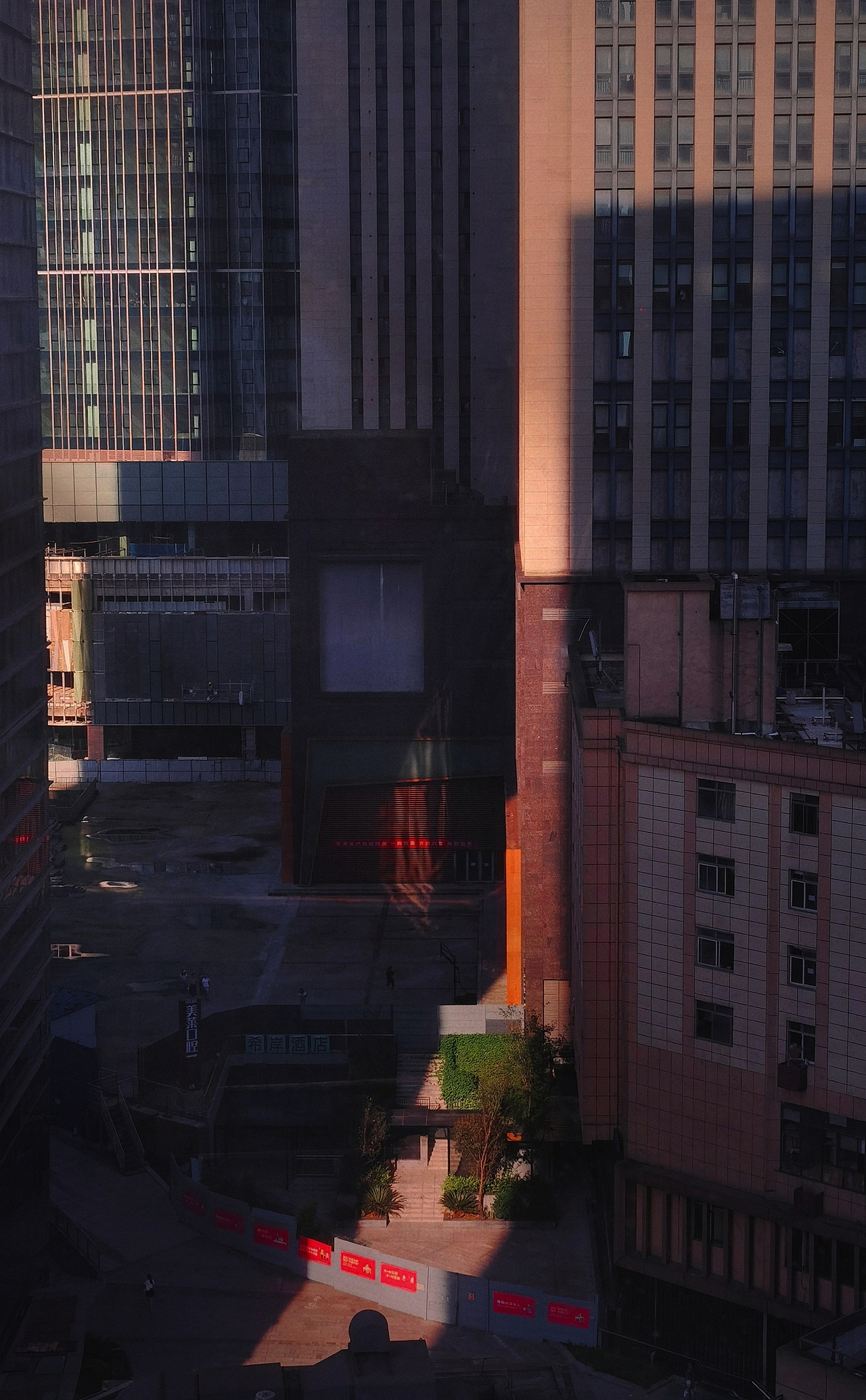 被我抓到的光（圖ZMjcyNTgwNjE2） - 風(fēng)光攝影 - 站酷設(shè)計(jì)師sansull原創(chuàng)素材 - 站酷ZCOOL