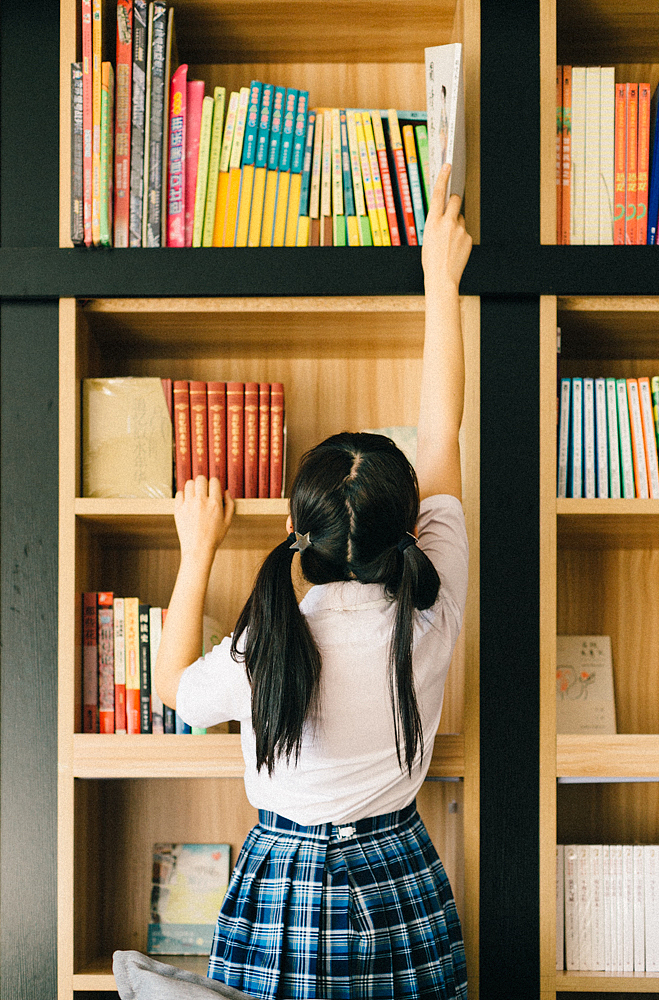 纸的时代（图ZNTY4MDI5MDQ=） - 人像摄影 - 站酷设计师郭拉里原创素材 - 站酷ZCOOL