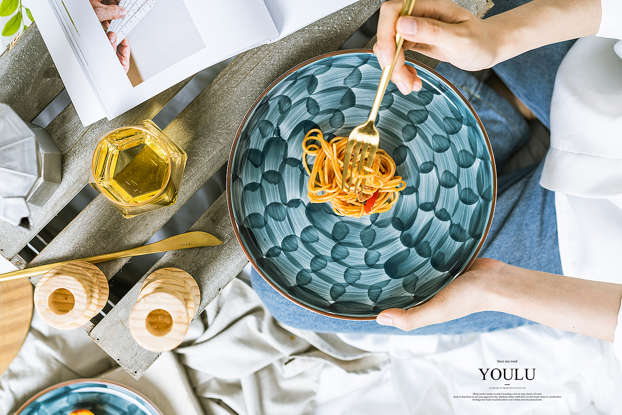 蓝器 ● 食（图ZMTY0NzE1OTA0） - 产品摄影 - 站酷设计师有鹿摄影视觉YOLU原创素材 - 站酷ZCOOL