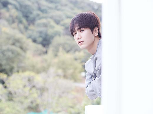 張凌赫（個(gè)人主頁-ZNTI2NTcxMzI=） - 人像攝影 - 站酷設(shè)計(jì)師攝影師驍勇原創(chuàng)素材 - 站酷ZCOOL