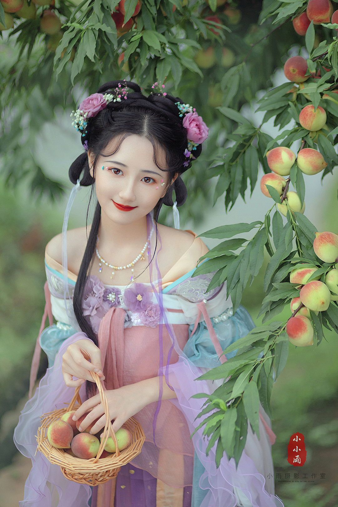 七月桃园汉服（图ZMjY0NzgzMzU2） - 人像摄影 - 站酷设计师阿波摄影原创素材 - 站酷ZCOOL