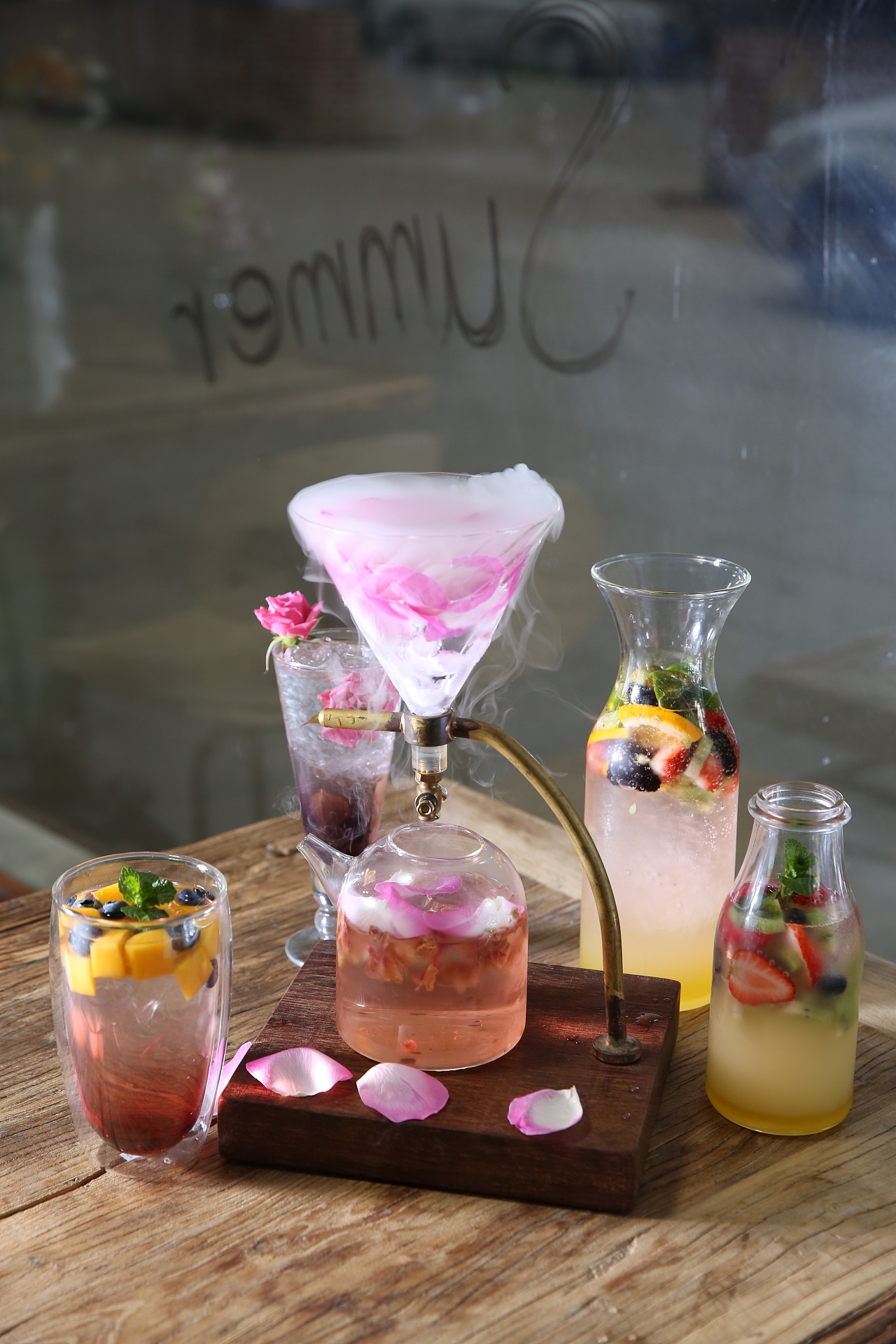 玫瑰花茶气泡水