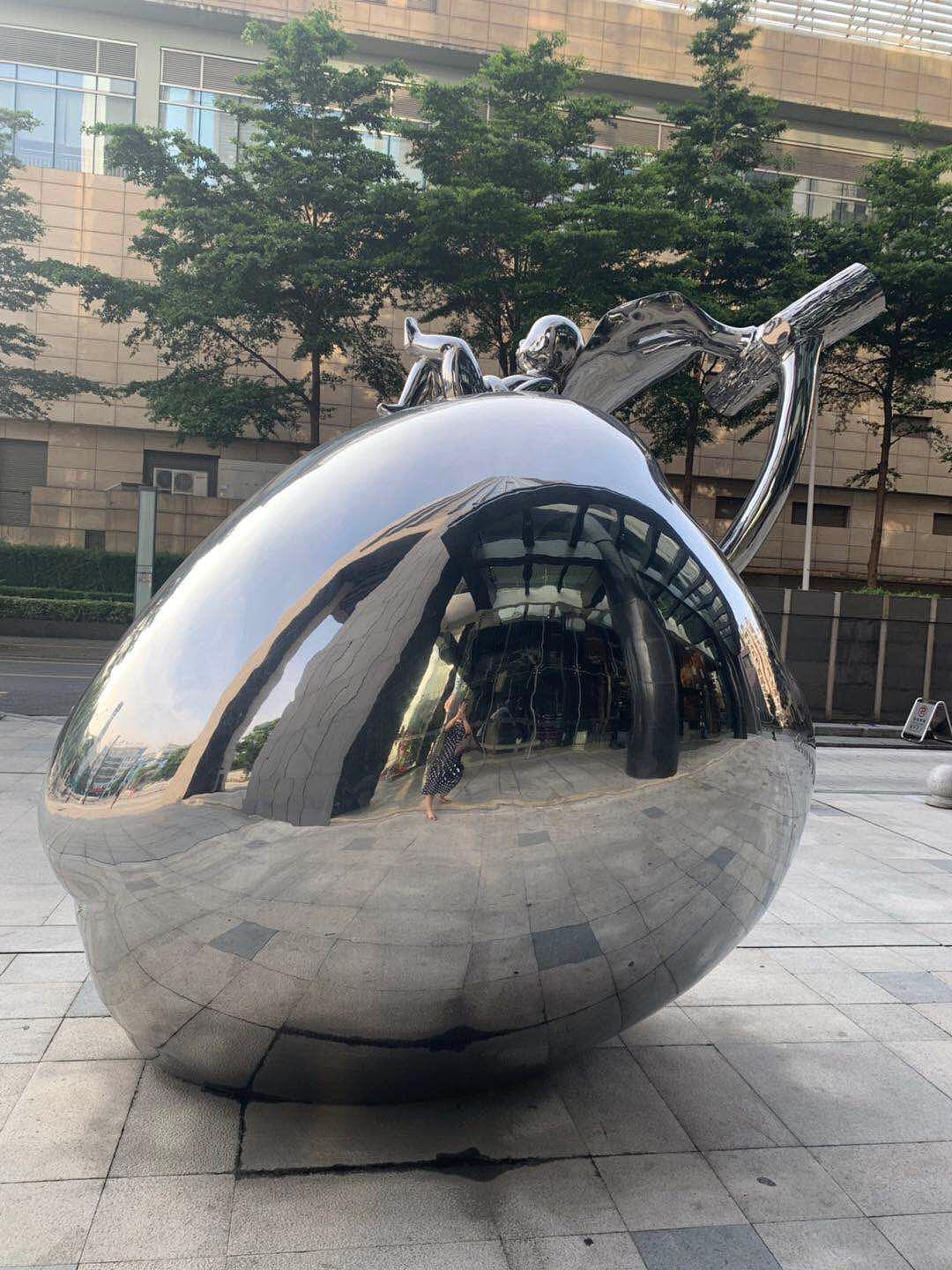 园林景观售楼处不锈钢锻造仿生水果雕塑