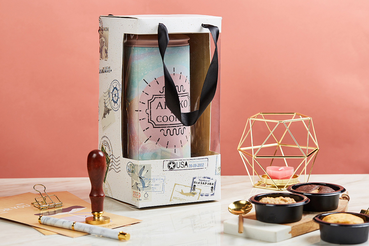 云霓小挞圆罐 包装设计 照片摄影 | 食品包装 | 发条梨