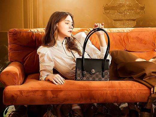 女王节合成创意品宣海报