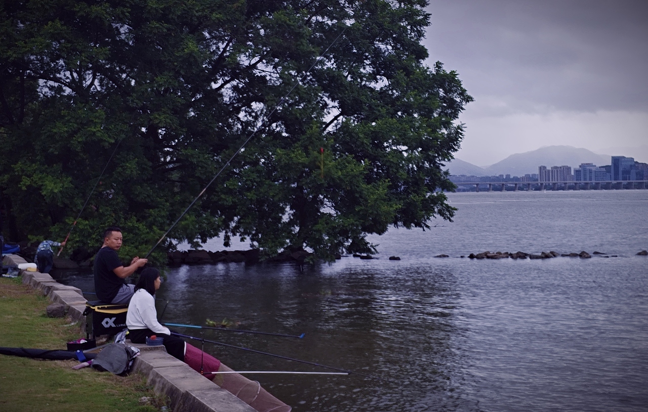 江边垂钓（图ZMzc5OTYxNjQ4） - 人文/纪实摄影 - 站酷设计师Z873237860原创素材 - 站酷ZCOOL