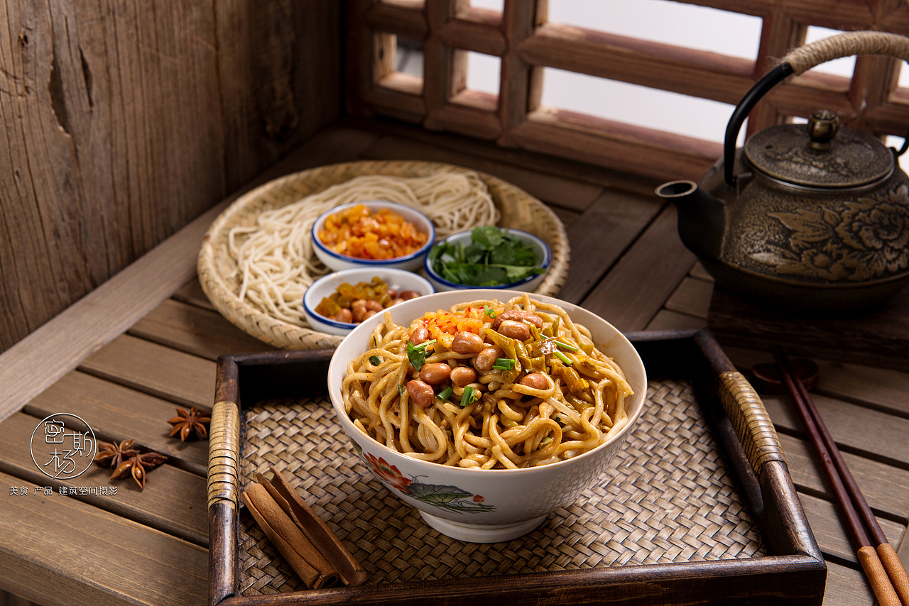 来呀,吃武汉热干面~~