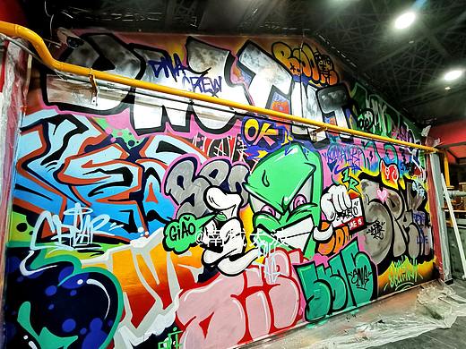 北京簋街@南城大波freestyle现场即兴街头涂鸦创作