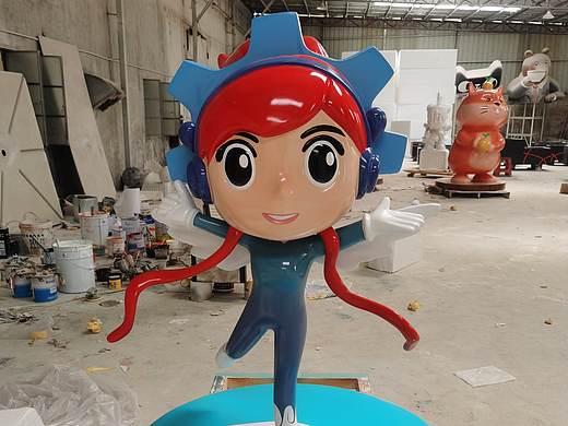 定制玻璃钢动漫人物卡通雕塑IP形象吉祥物玻璃纤维公仔