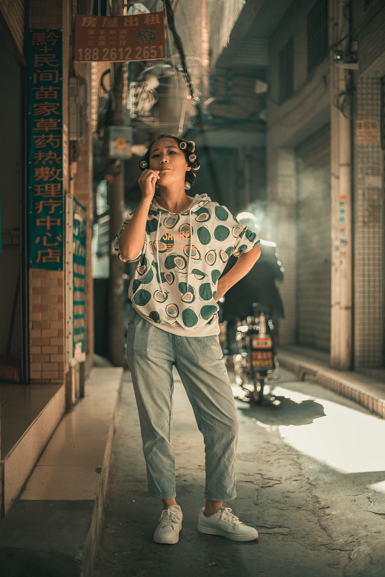 包租婆 养成记（图ZMTkwMzM3MTY0） - 人像摄影 - 站酷设计师多得多得多原创素材 - 站酷ZCOOL