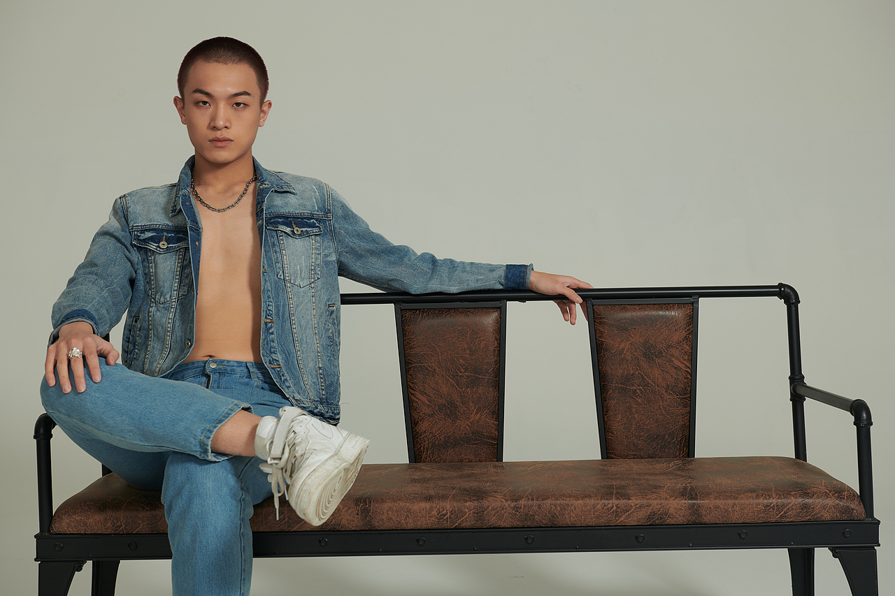 四月 I N T H E E Y E ᶜᵈ（图ZMjUxNjczNDg4） - 人像摄影 - 站酷设计师摄影师Cadden原创素材 - 站酷ZCOOL