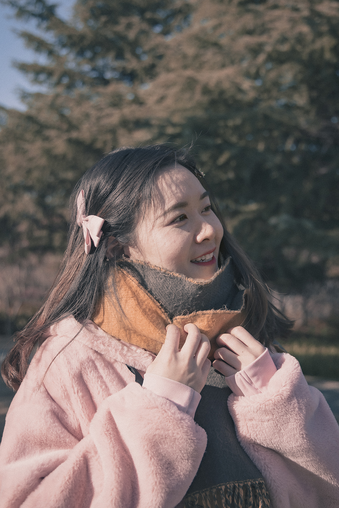 生活如此温暖,来去自当随心。仿胶片调色练习