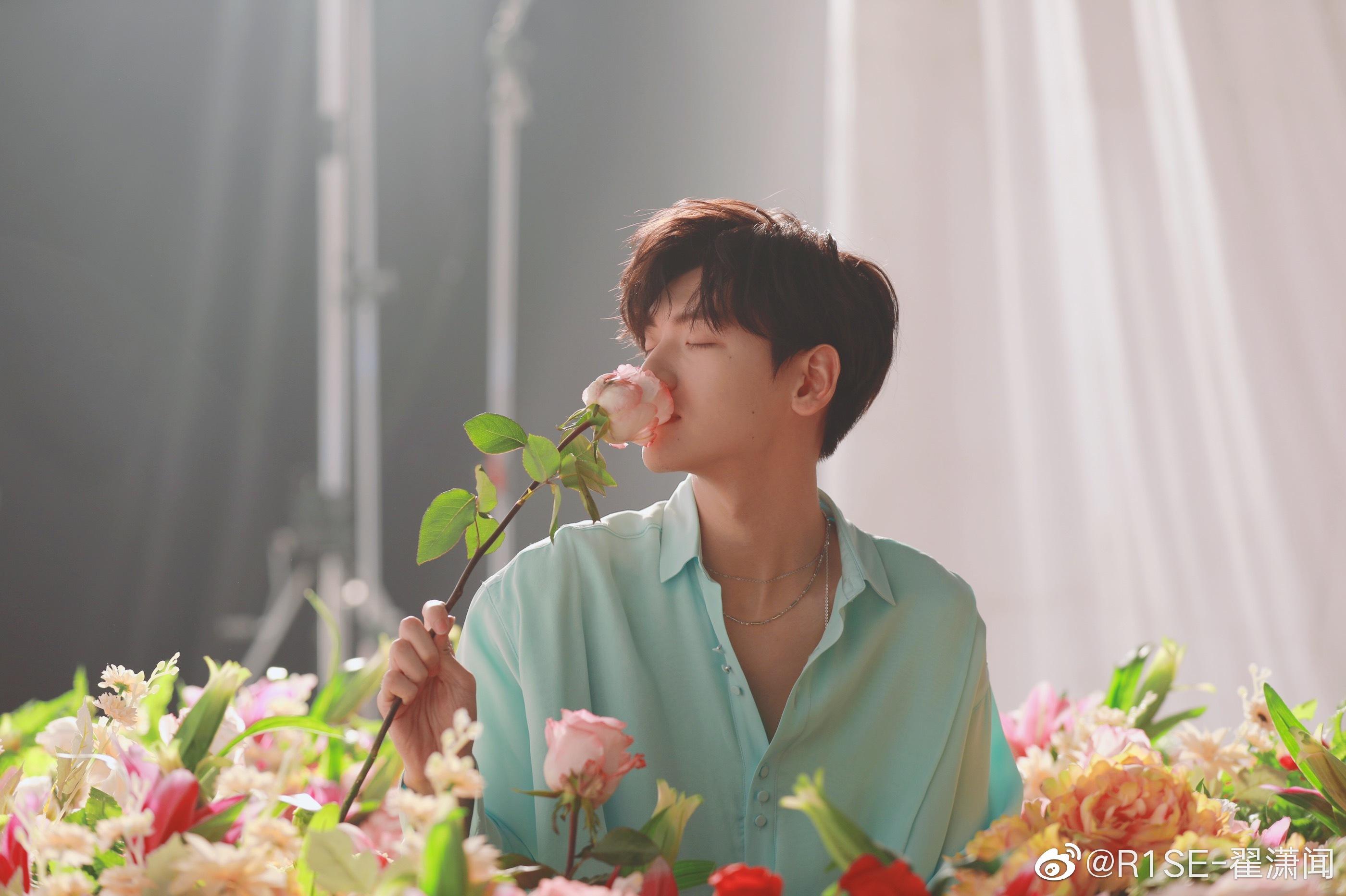 雪糕ys的个人主页（封面预览） - 主页封面设置 - 站酷设计师雪糕ys原创素材 - 站酷ZCOOL