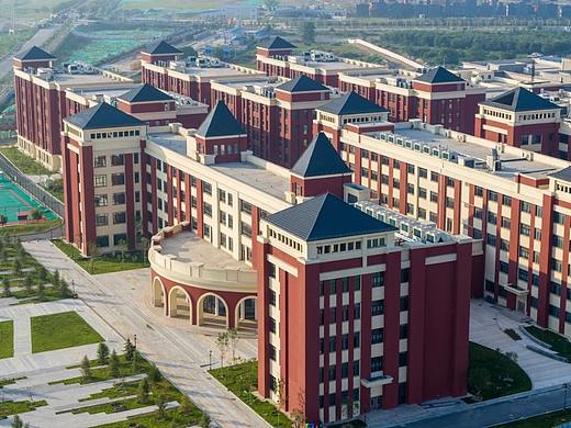 西咸黄冈学校校徽设计