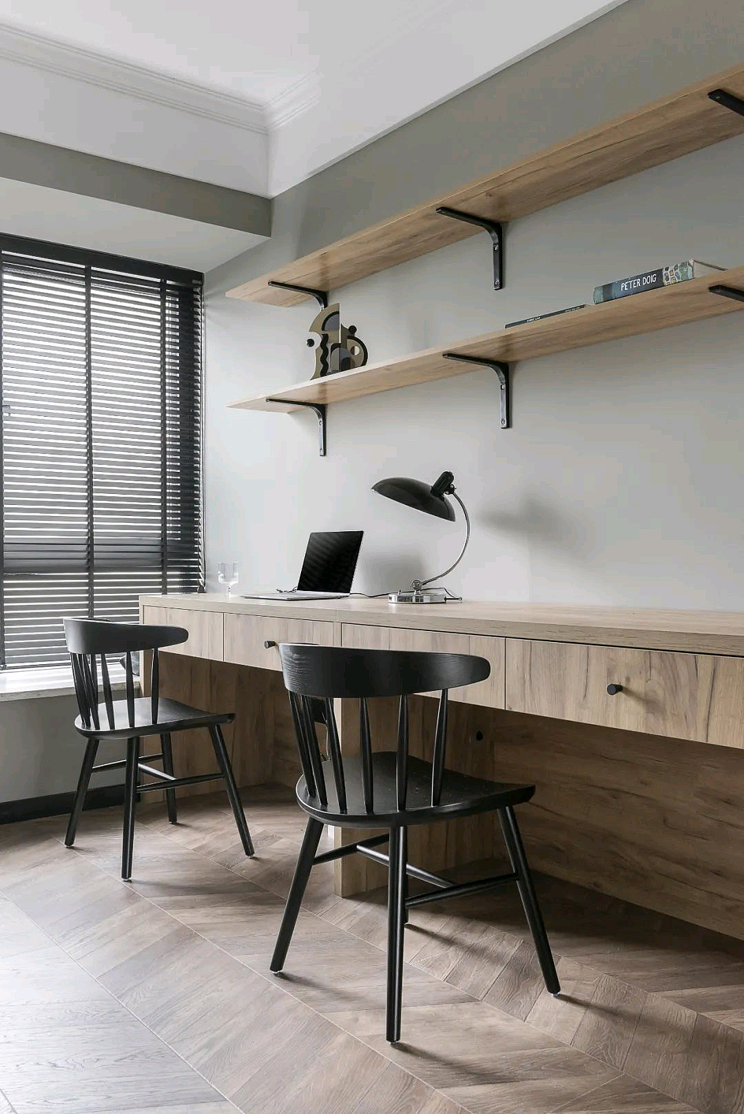 通透与隐私兼备的色彩空间