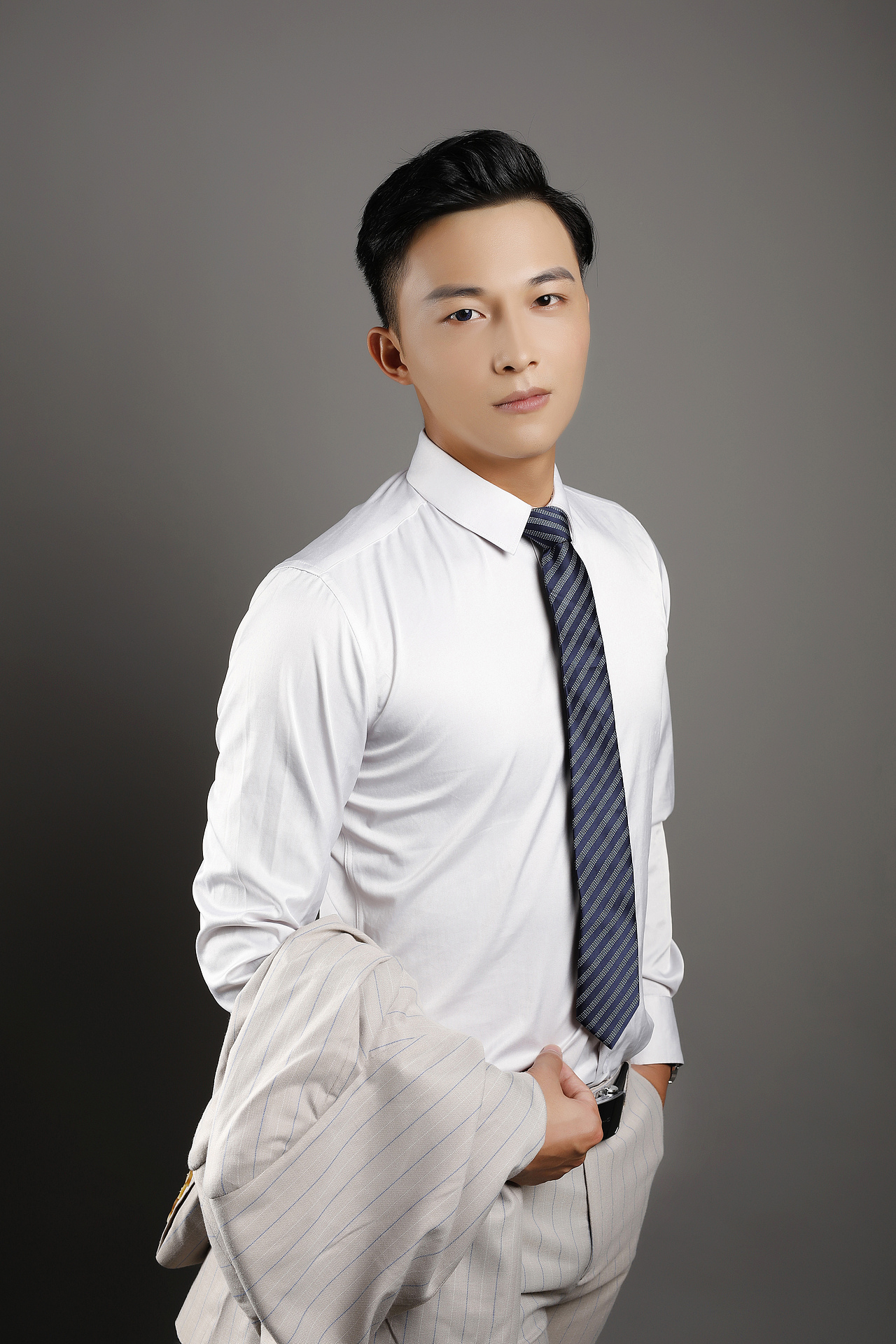 美卿愫楚乔艺老师（图ZMTY1MDMxNDI4） - 人像摄影 - 站酷设计师美卿愫原创素材 - 站酷ZCOOL