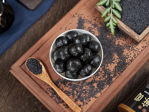 食品拍摄-黑芝麻丸（个人主页-ZMzQ2NjA1ODQ=） - 产品摄影 - 站酷设计师白胡子视觉原创素材 - 站酷ZCOOL