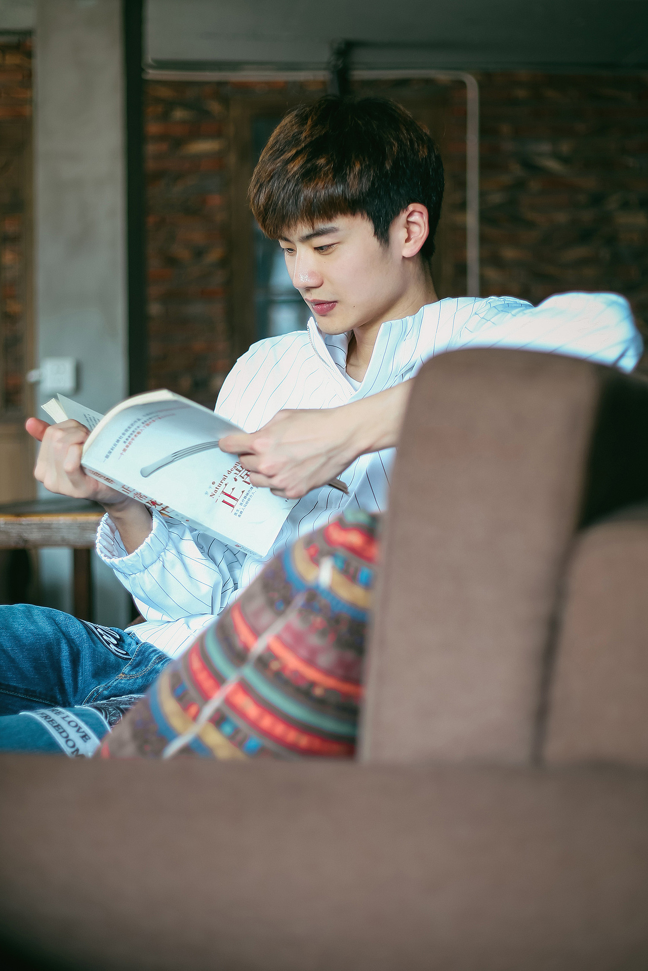 听说你也是个手控（图ZNTI4MzA5NzI=） - 人像摄影 - 站酷设计师小莉爱吃肉原创素材 - 站酷ZCOOL