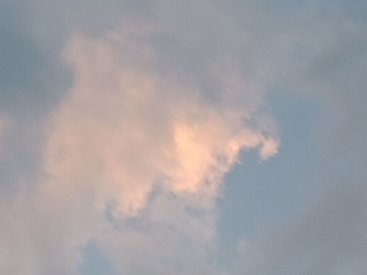 今日傍晚的天空