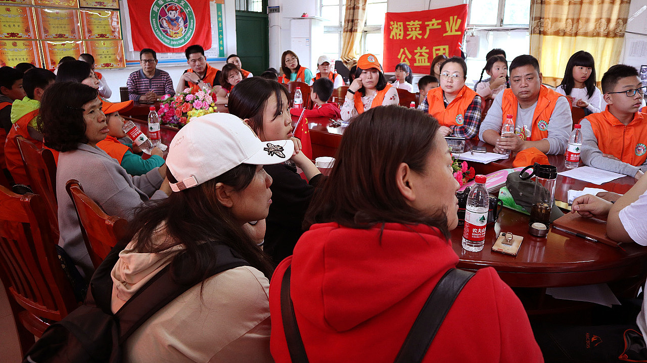 阿味大虾火锅连锁品牌素材图 - 素材网