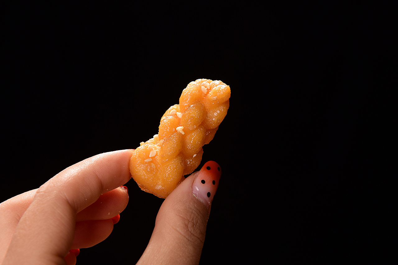 南阳淘宝零食小麻花摄影静物拍摄短视频制作淘宝详情（图ZMjAxMzU3ODQw） - 产品摄影 - 站酷设计师南阳淘宝商业摄影原创素材 - 站酷ZCOOL