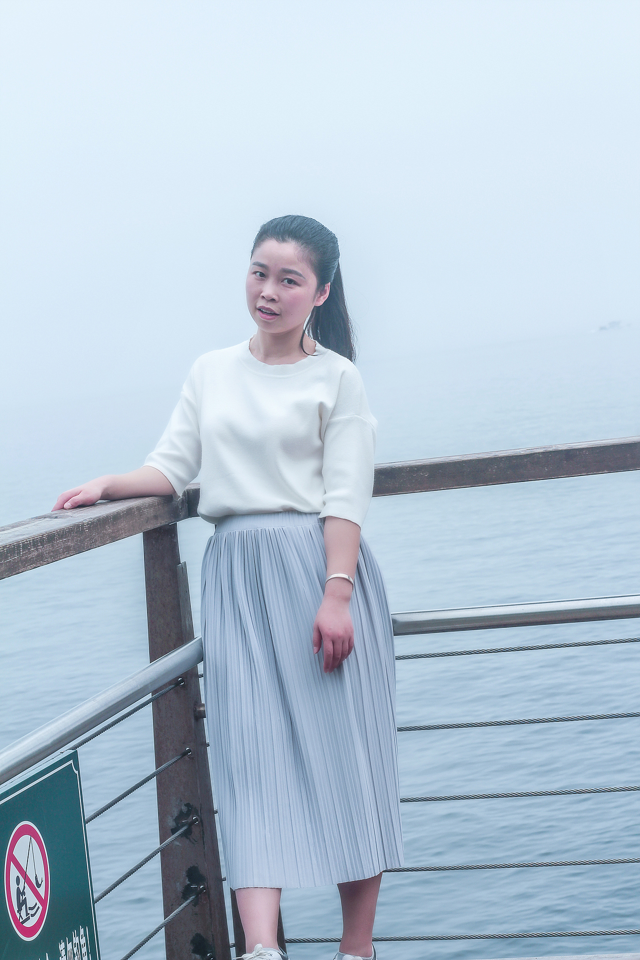 陪我一起去吹海风好吗？