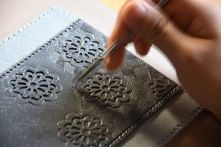 原创软陶书皮--老鹰（图ZNzExNDg2MjQ=） - 其他手工艺 - 站酷设计师大当家的魔法花园原创素材 - 站酷ZCOOL