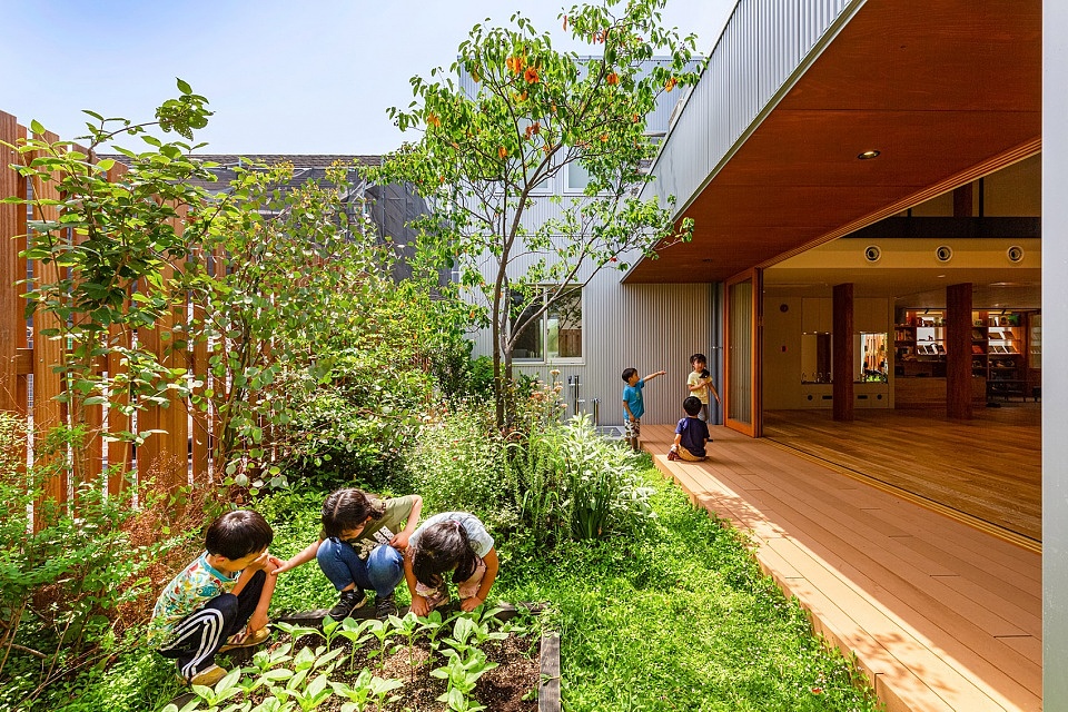 幼儿园设计丨AKN森林之家，东京