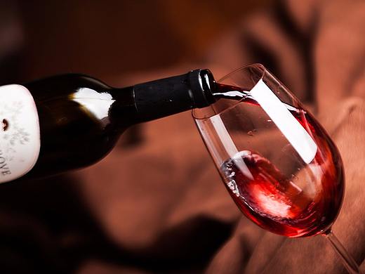 你好，红酒小姐姐