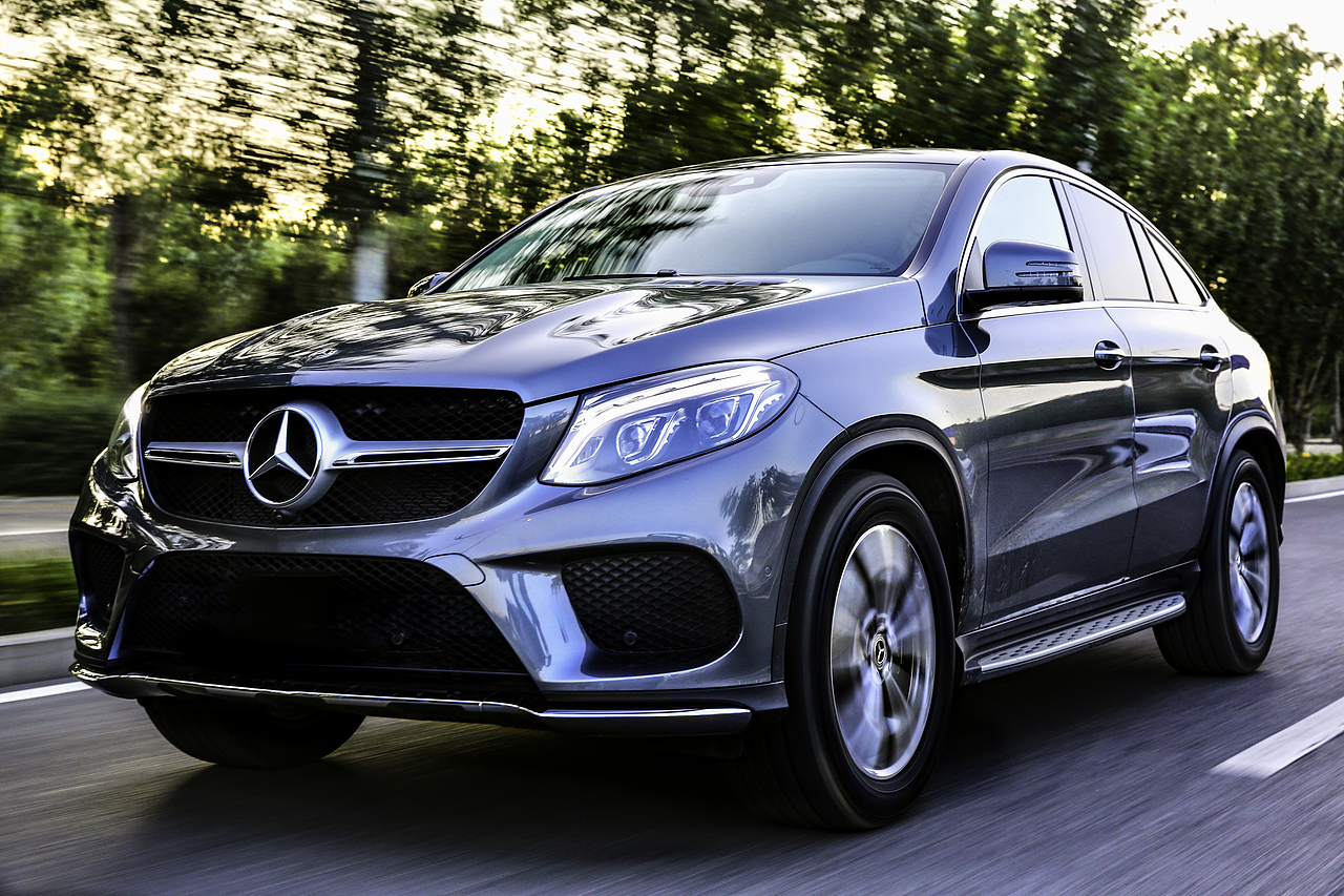 d7000奔馳coupe 攝影不是拼器材是夢想審美技術(shù)氣質(zhì)（圖ZMTU1NjMwMDY4） - 產(chǎn)品攝影 - 站酷設(shè)計(jì)師村長Wong原創(chuàng)素材 - 站酷ZCOOL