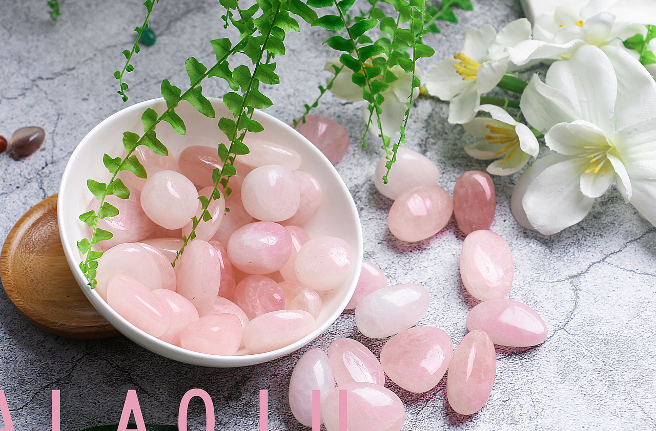 雨花石。漂亮的小石头，bulingbuiling（图ZMTE3OTM5MTcy） - 产品摄影 - 站酷设计师ALAQIU原创素材 - 站酷ZCOOL