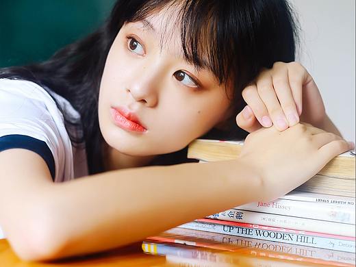 毕业季少女
